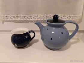 Čajník a šálky