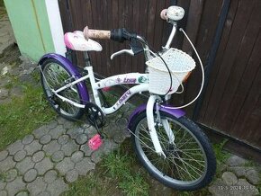 Dievčenský bicykel