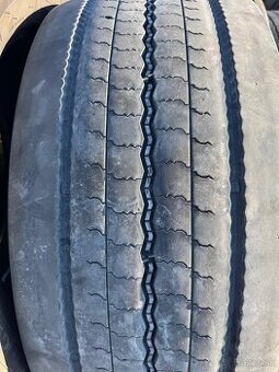 Predám 385/55R22,5