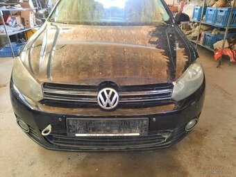 Rozpredam Volkswagen Golf 6 1,6tdi 77kw CAY farba cierna