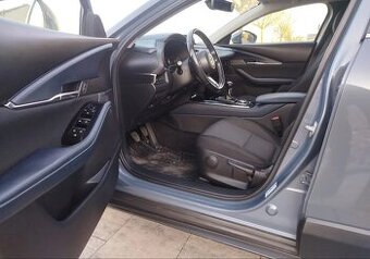 Predám Mazda CX-30
