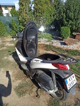 Predám skúter Piaggio Medley 125