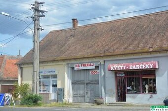 RODINNÝ DOM NA ZÁHORÍ S DVOMI OBCHODMI NA PODNIKANIE AJ BÝVA