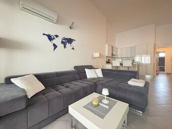 3-izbový zariadený apartmán blízko pláže, Novalja/Chorvátsko