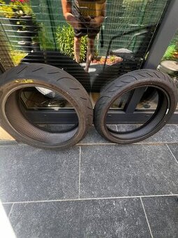 Metzeler Sportec M9 RR 190/50 a 120/70 R17