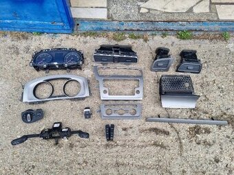 PREDAM DIELY INTERIERU VW GOLF 7