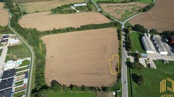 NA PREDAJ - STAVEBNÝ POZEMOK (572m2) ŠTEFÁNIKOVA UL., SENICA