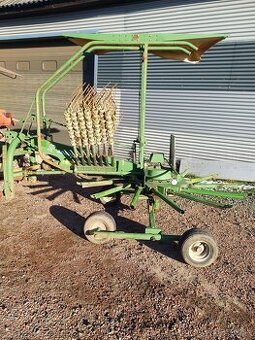 Zhrnovac sena, zhrabovac, riadkovac, hrabacka krone