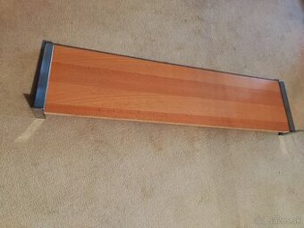 Predám policu na stenu