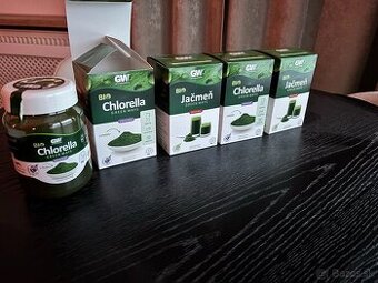 Predám 2× bio chlorellu a 2× bio jačmeň v prášku.