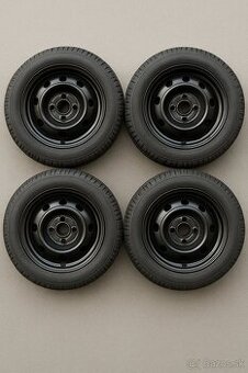 Letné pneu Dunlop 195/65 R15 na diskoch Peugeot 307