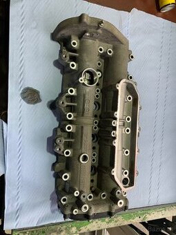 Predám hornú hlavu valcov, vačkové hriadele  2,3