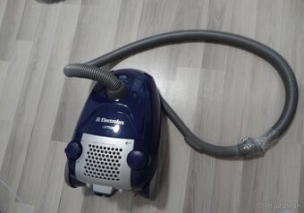 vysavac elektrolux