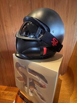 Lyžiarska / snowboardová prilba zn. RuRoC