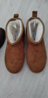DAMSKE NOVE TOPANKY VELKOST 38