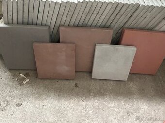 Betónová dlažba na chodník alebo terasu