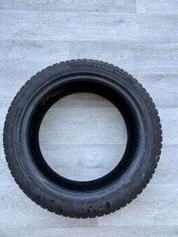 R18 1KS ZIMNÍ PNEU HANKOOK 235/45/18 98V