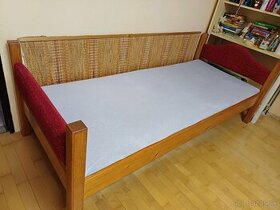 Ručne vyrobené jednolôžkové postele