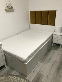 Nová posteľ 120x200 + čalúnené panely v cene