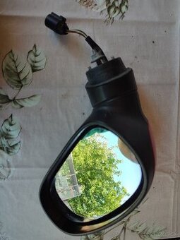 Predám spätné zrkadlo na Seat Leon 1p