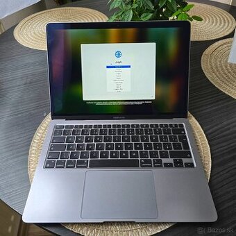 MacBook Air 13" M1: Svižný spoločník s dlhou výdržou
