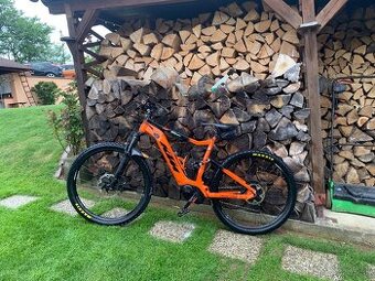 Celoodpruzeny Ktm