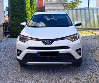 Predám Toyotu Rav4