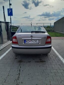 Octavia tour benzin - 1
