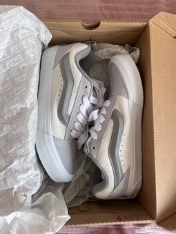 Vans knu skool