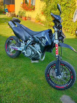 Suzuki DRZ 400 SM - DRZ400SM