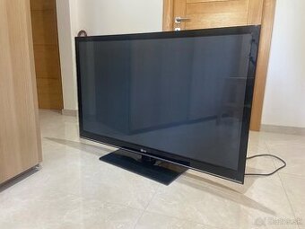 LG televizor 128cm