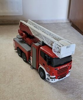 Hasicske auto Bruder Scania