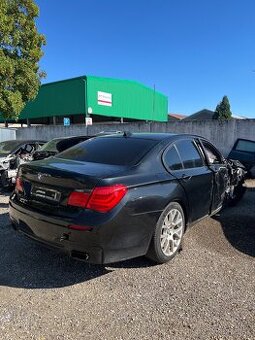 BMW F01 740d 225kW N57 Rozpredam na diely