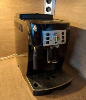 delonghi magnifica S