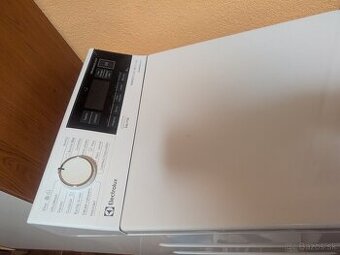 Parná práčka Electrolux