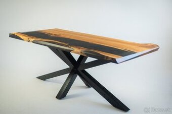 jedálenský stôl epoxidový stôl masívny nábytok