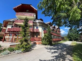 Ponúkame na predaj krásny mezonetový apartmán v Donovaloch