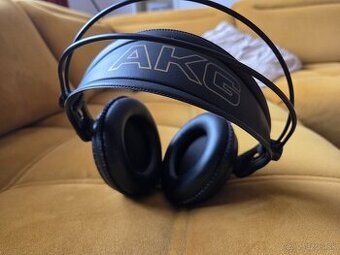 Slúchadlá AKG K240