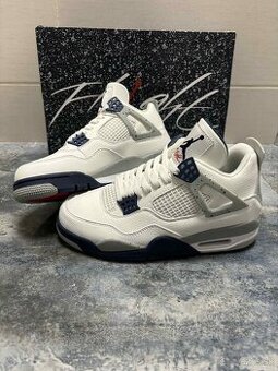 Nike Air Jordan 4 Midnight Navy