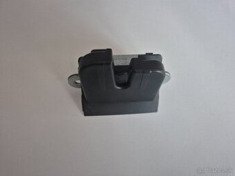 Zámok kufrových dverí VW - SEAT