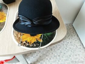 Dámsky klobúk - úlne nový