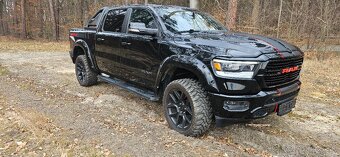 DODGE RAM V 1500 5.7 HEMI 4X4 OFF-ROAD