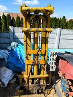 Vysokozdvižna veža za traktor