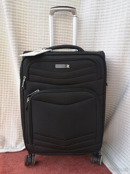 IT luggage cestovný príručný kufor 48 L