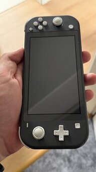 Predám Nintendo Switch Lite 32gb sivý