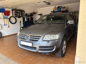 Volkswagen TOUAREQ 5L V10