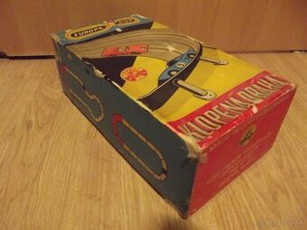 retro klopená dráha - 1