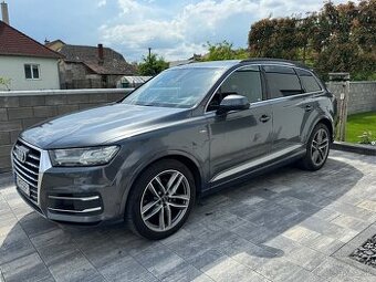 Audi Q7 S-line