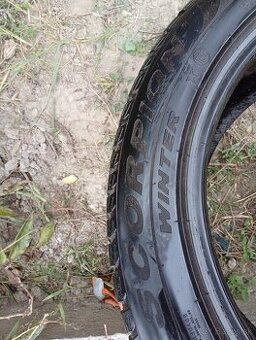 Pirelli Scorpion 275/45r20 110v dot 2720 zimné