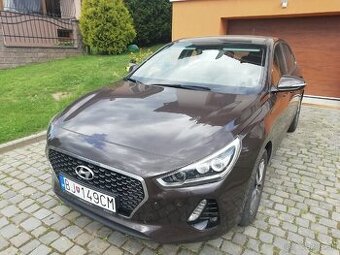 Hyundai i30 1.6 CRDi Automat– len 62 000 km